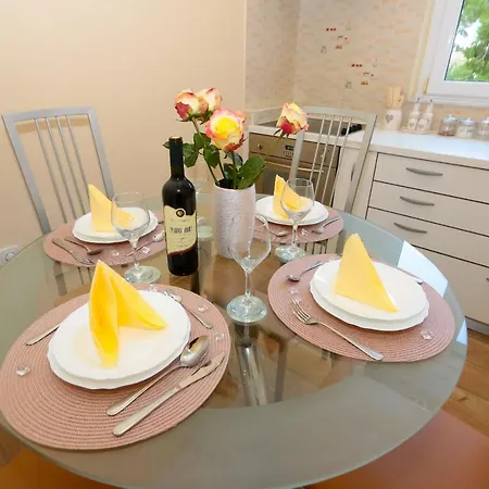 Rosa Solis Apartament *